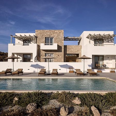 Kedros Milos Suites Adamantas  Екстериор снимка