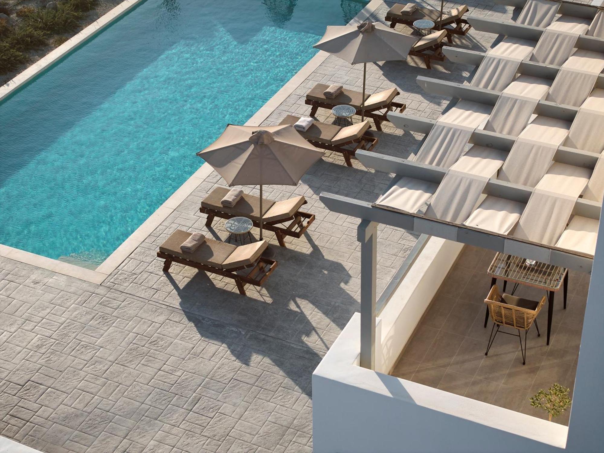 Kedros Milos Suites Adamantas  Екстериор снимка