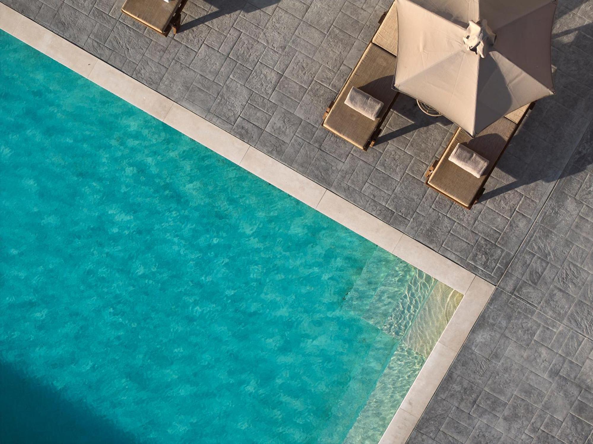 Kedros Milos Suites Adamantas  Екстериор снимка