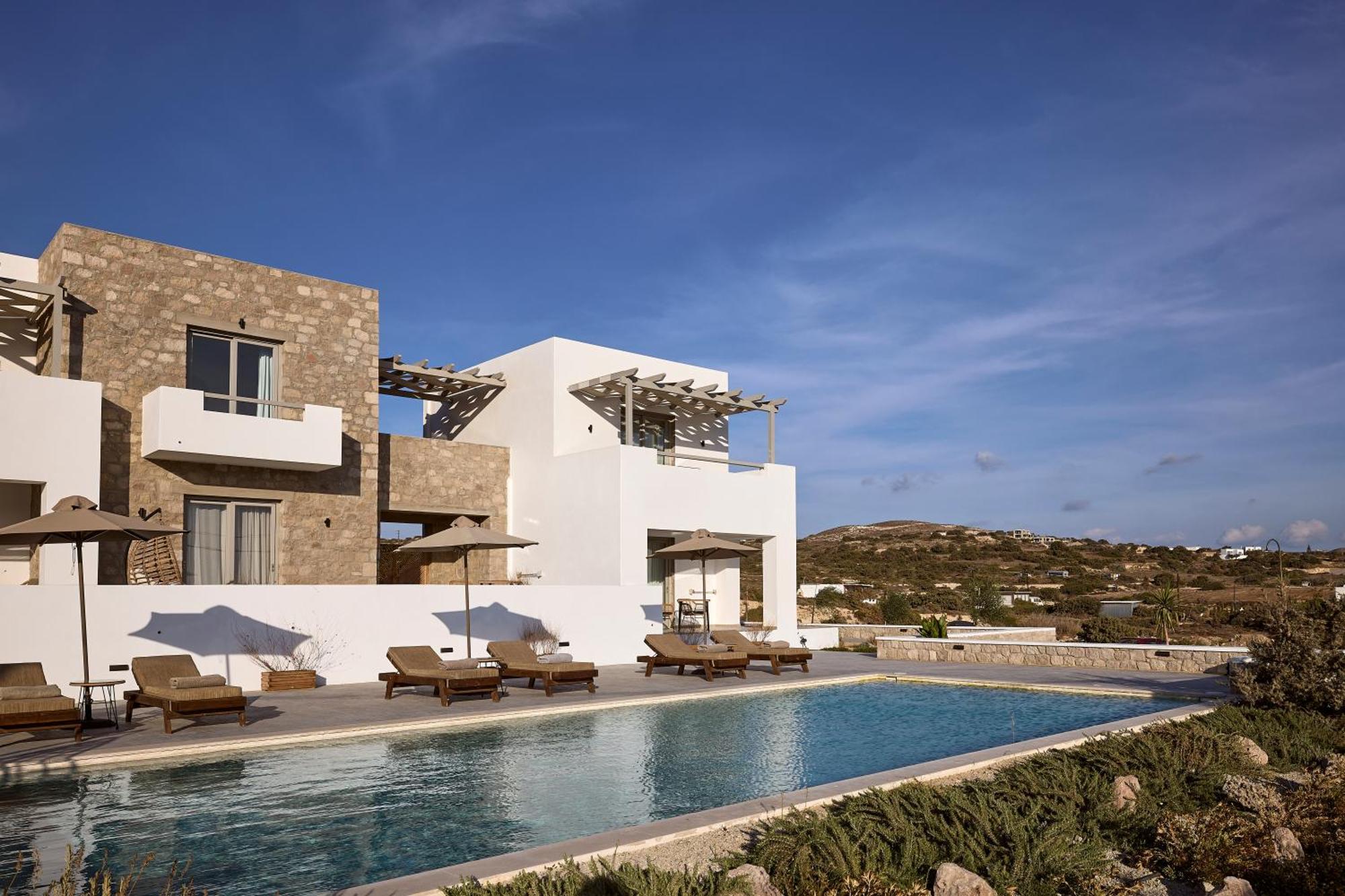 Kedros Milos Suites Adamantas  Екстериор снимка