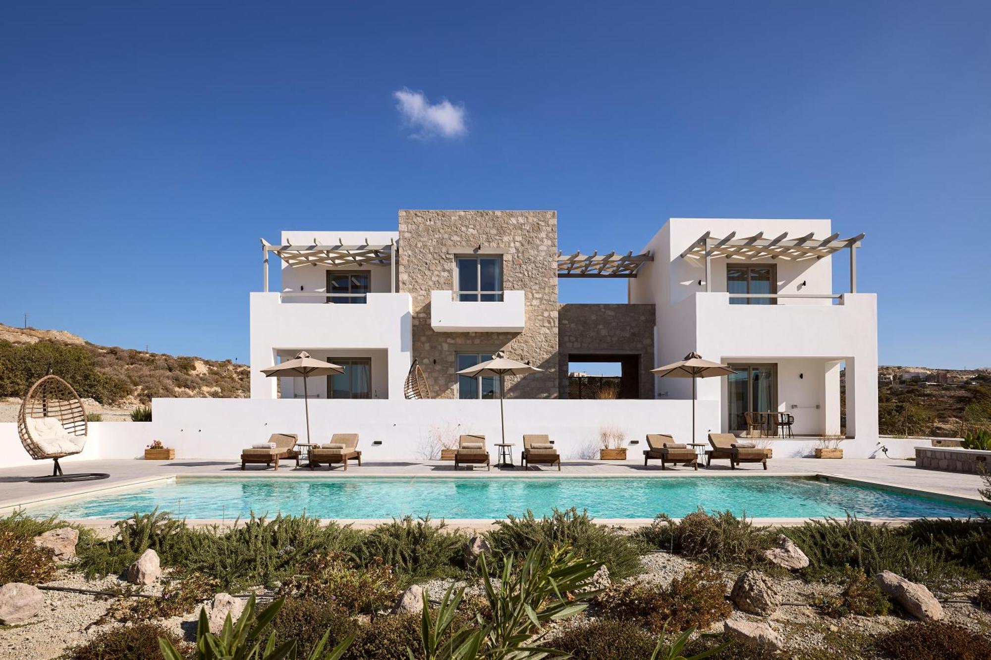Kedros Milos Suites Adamantas  Екстериор снимка