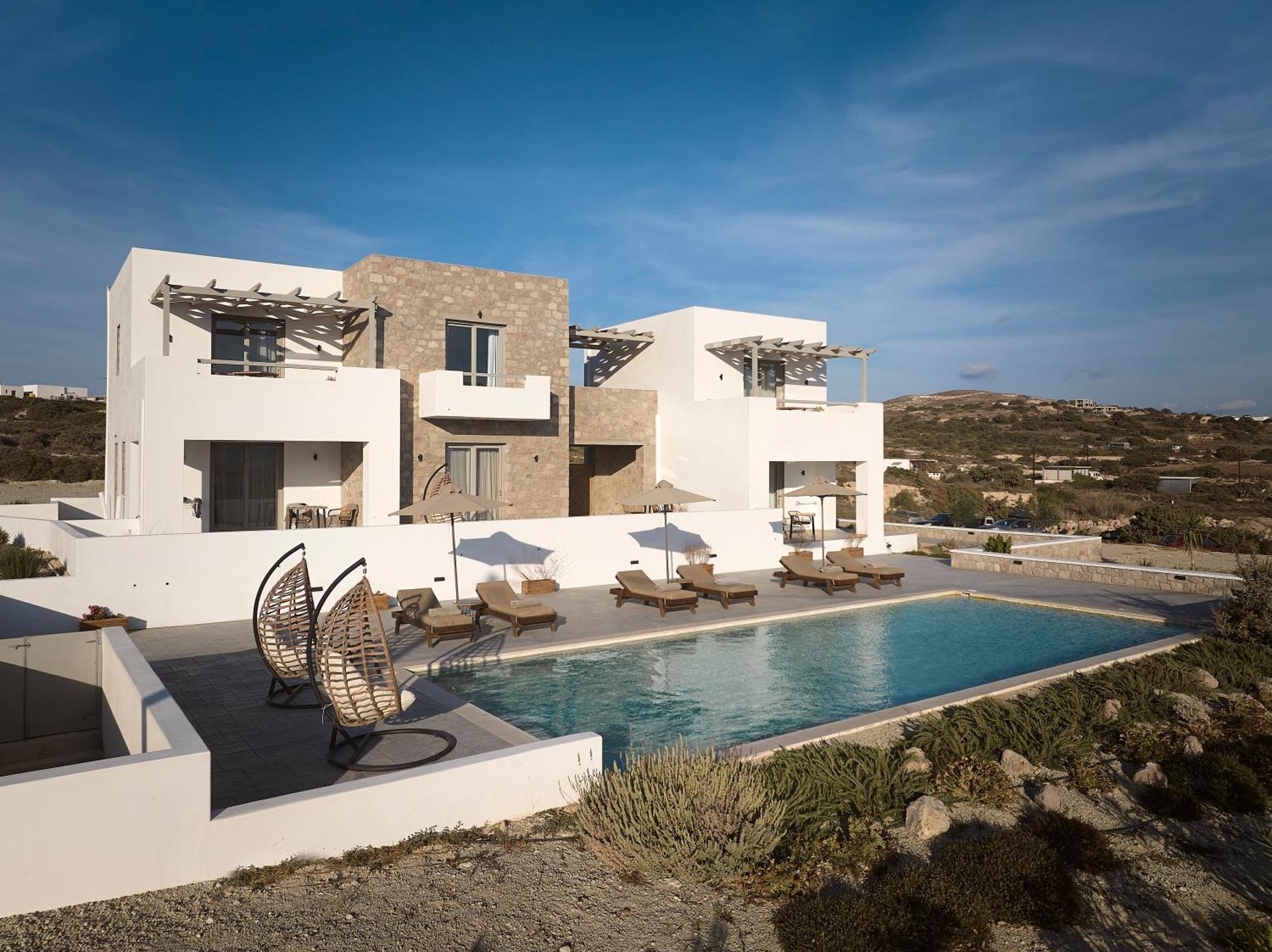 Kedros Milos Suites Adamantas  Екстериор снимка