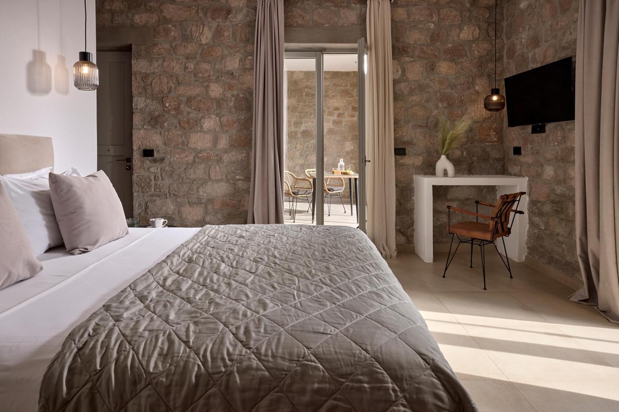 Kedros Milos Suites Adamantas  Стая снимка
